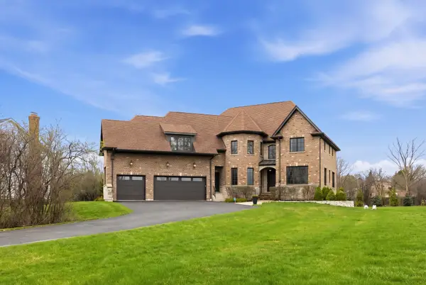 850 N Bradley Road, Lake Forest, IL 60045