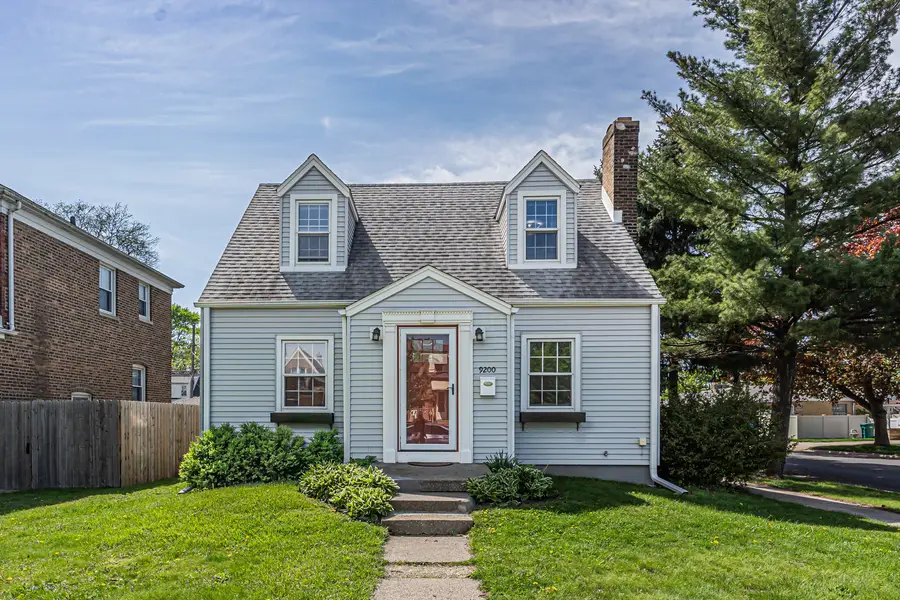 9200 S St. Louis Avenue, Evergreen Park, IL 60805 - #3