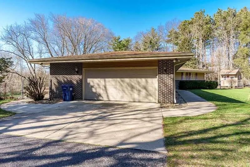 1920 Yale Bridge Road, South Beloit, IL 61080 - #3