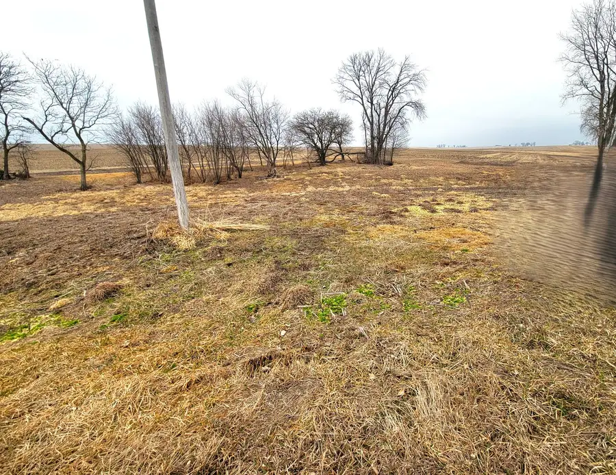 000 2401st Road N, Ottawa, IL 61350 - #2