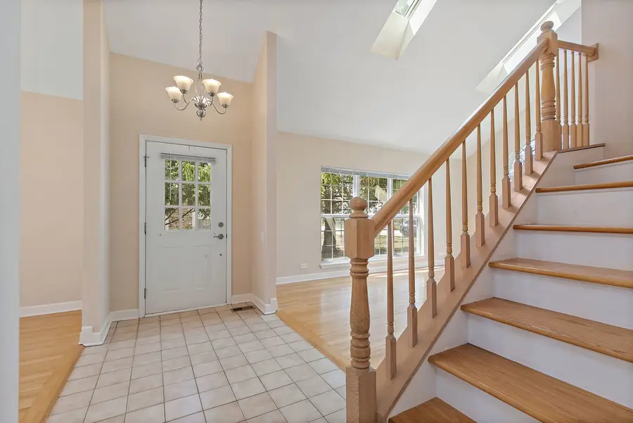 1415 Diamond Drive, Hoffman Estates, IL 60192 - #3