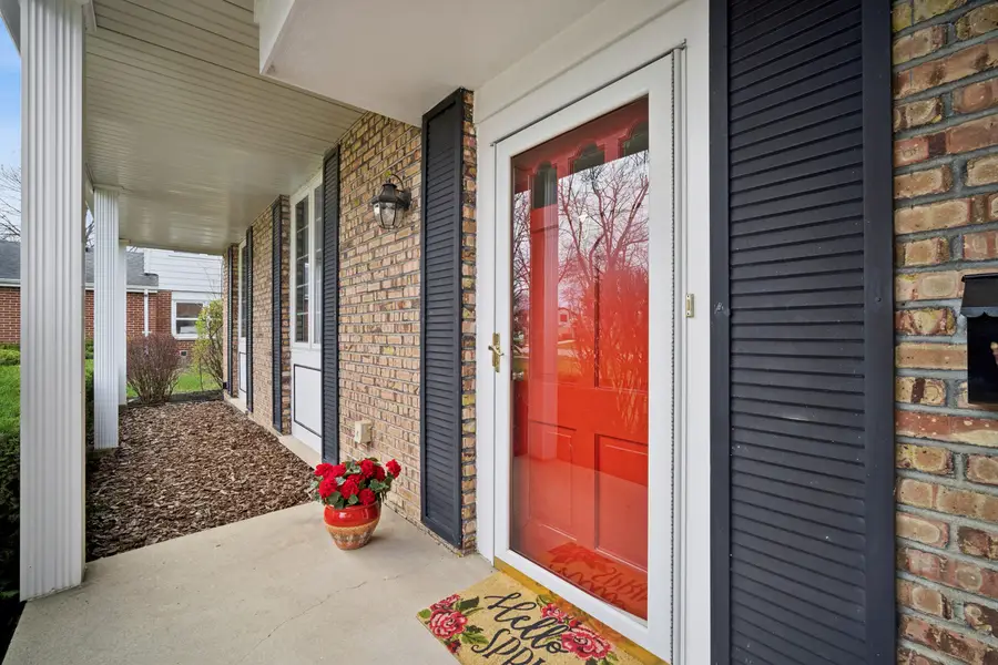 3712 Winnetka Road, Glenview, IL 60026 - #3