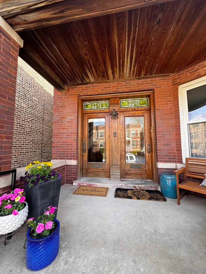 3541 N Oakley Avenue, Chicago, IL 60618 - #3