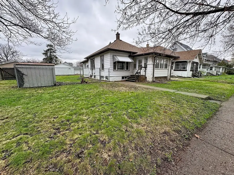 2416 Farnam Street, Davenport, IA 52803 - #3