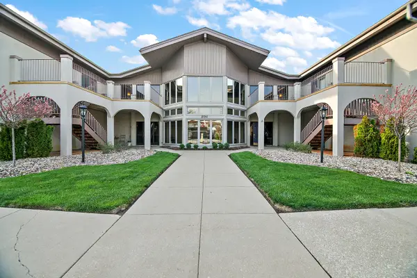 891 Exeter Turn #C2, Bourbonnais, IL 60914