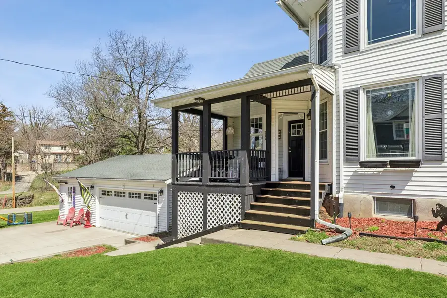 1228 Caroline Avenue, Clinton, IA 52732 - #2