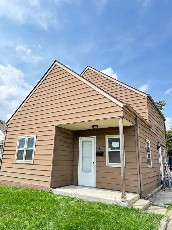 17 W 30th Place, Steger, IL 60475