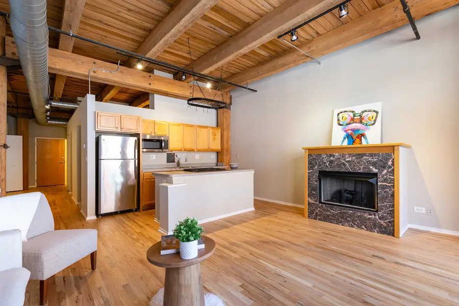 625 W Jackson Boulevard #402, Chicago, IL 60661 - #2