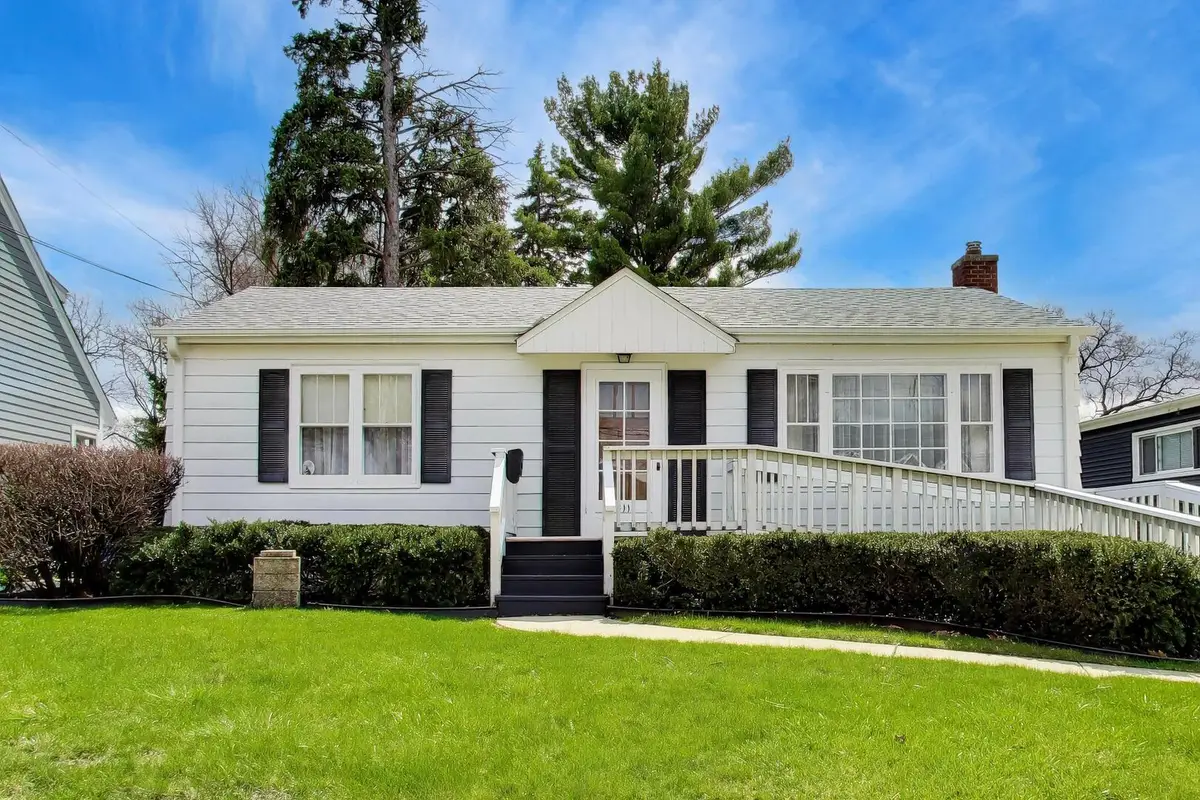 311 Elm Street, Glen Ellyn, IL 60137 - #1