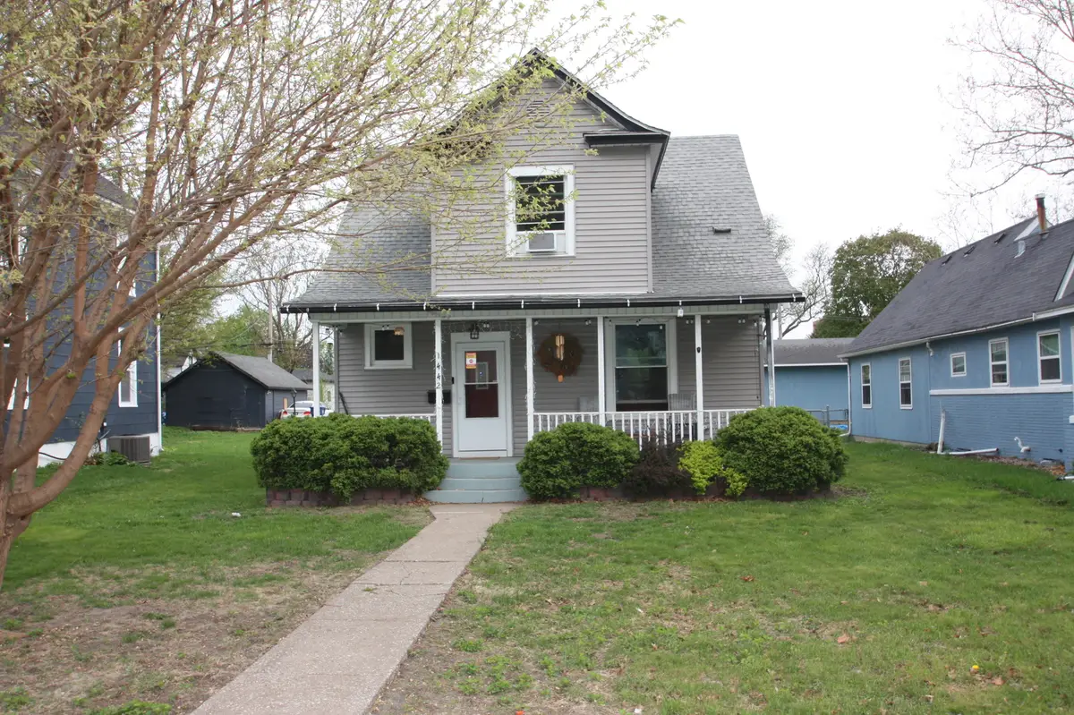 1442 W High Street, Davenport, IA 52804 - #1