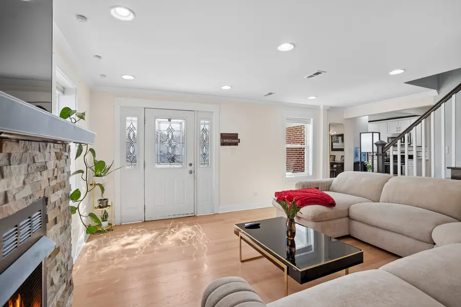 1801 N 39th Avenue, Stone Park, IL 60165 - #2