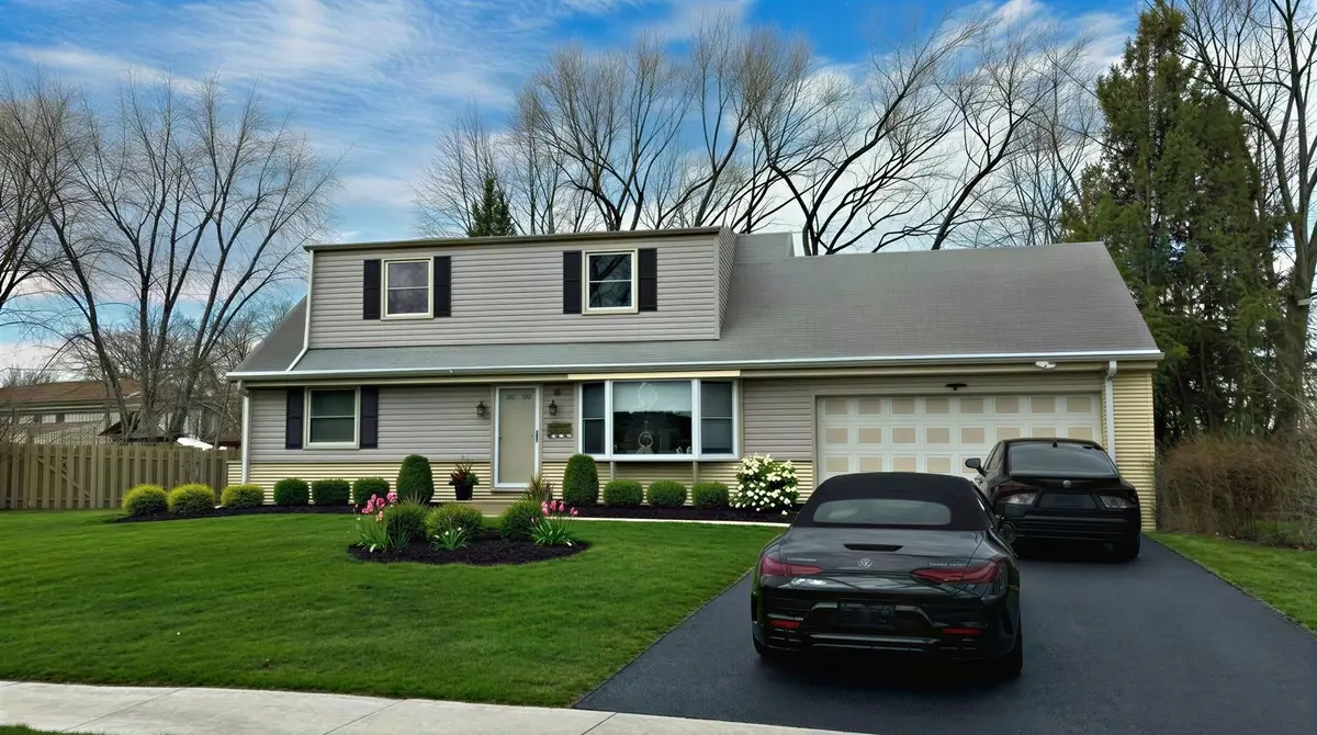 8 Greenwood Court N, Buffalo Grove, IL 60089 - #1
