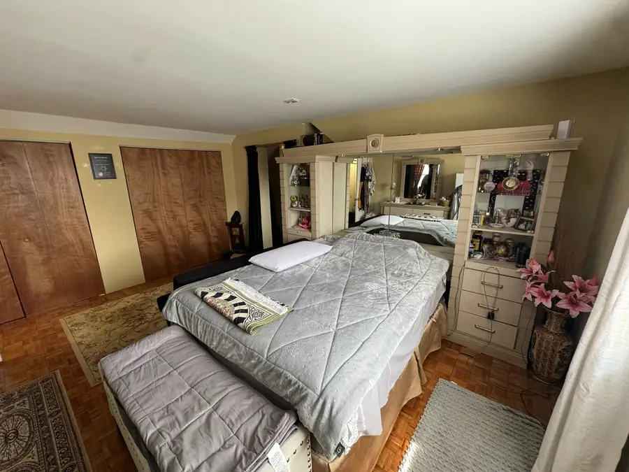 8 Greenwood Court N, Buffalo Grove, IL 60089 - #3