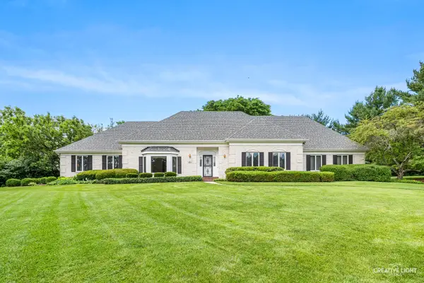 10 Century Court, Oswego, IL 60543