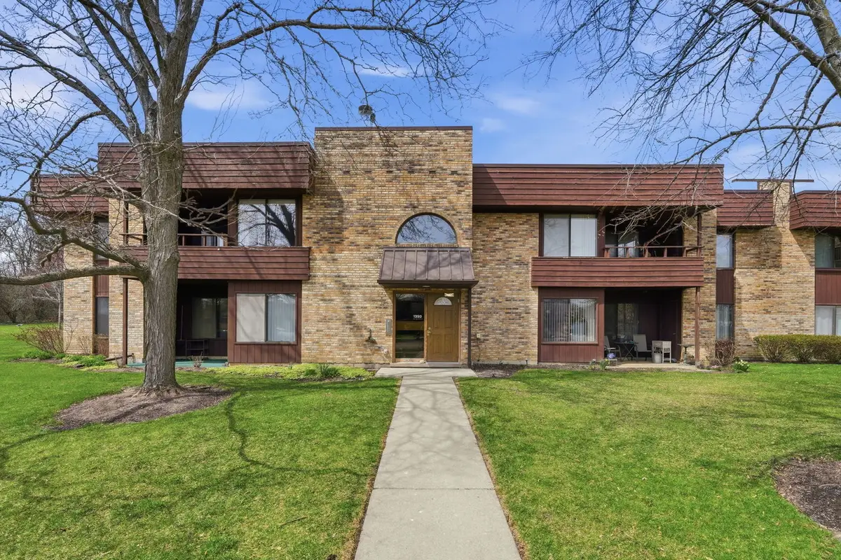 1350 N Sterling Avenue #201, Palatine, IL 60067 - #1