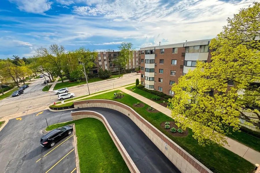 5500 Lincoln Avenue #510-E, Morton Grove, IL 60053 - #2