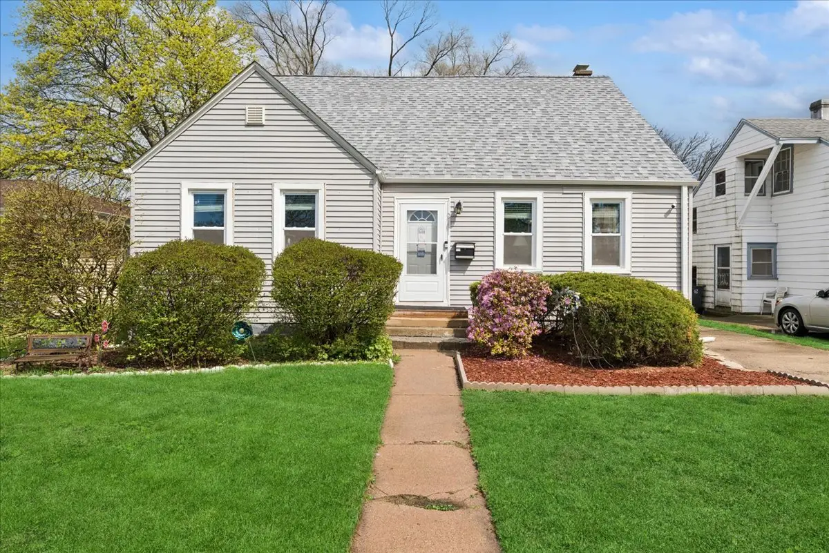 2107 Eshcol Avenue, Zion, IL 60099 - #1