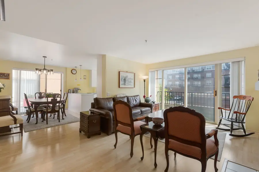 1800 Dewes Street #204, Glenview, IL 60025 - #2