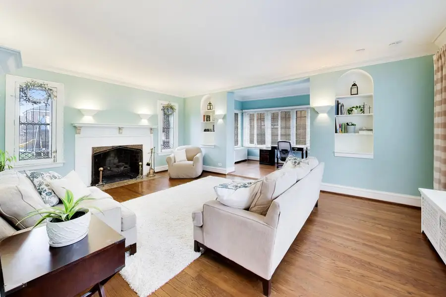 10041 S Hoyne Avenue, Chicago, IL 60643 - #3