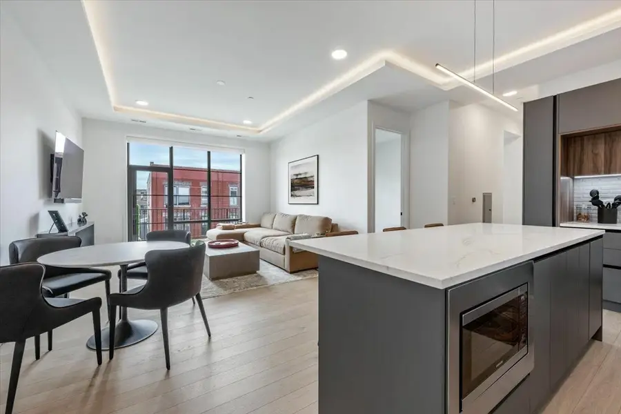 504 N Leavitt Street #302, Chicago, IL 60612 - #3