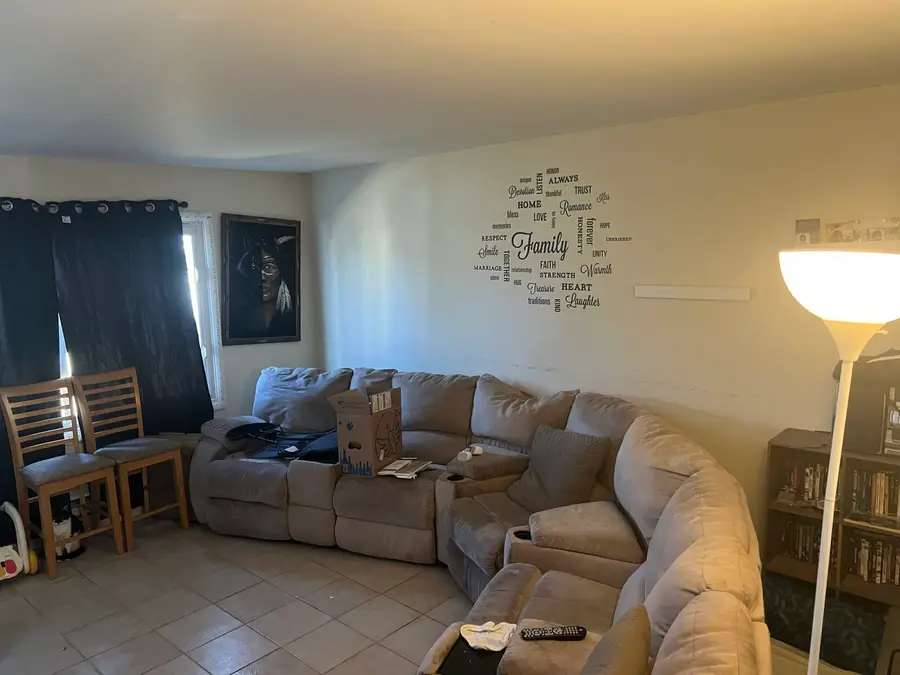 1060 & 1062 N Highland Avenue, Aurora, IL 60506 - #3