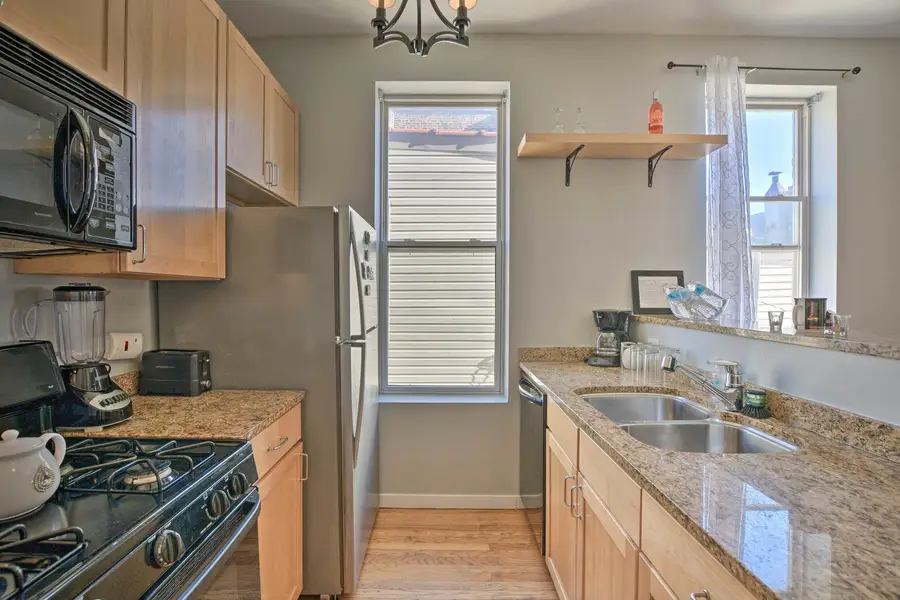 1409 W Superior Street #2R, Chicago, IL 60642 - #3