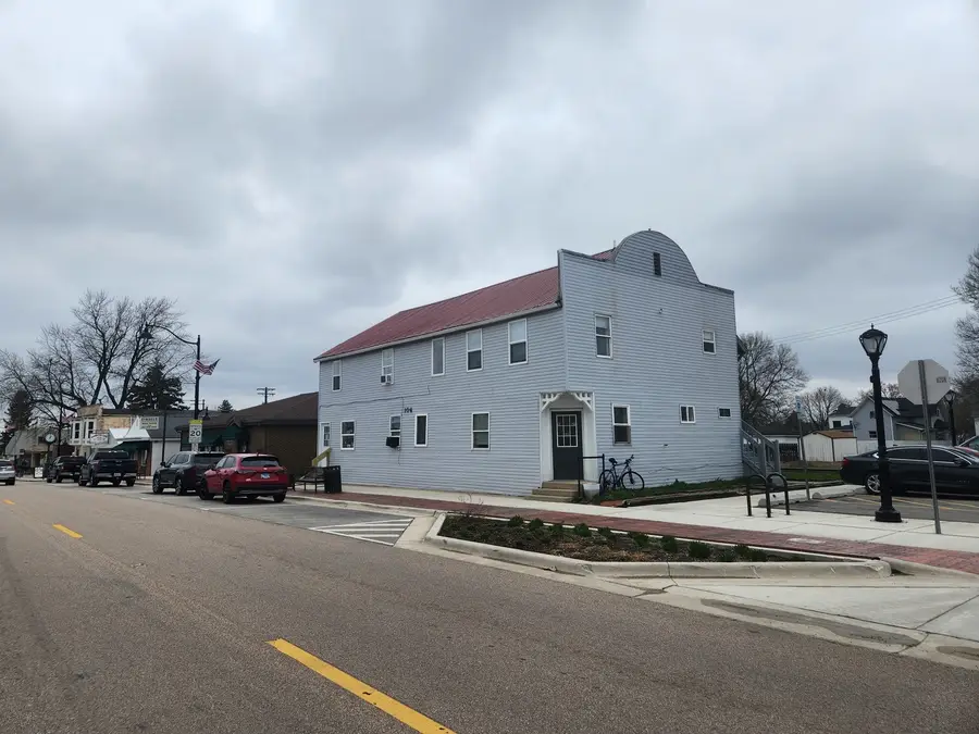 106 W Comanche Avenue, Shabbona, IL 60550 - #3