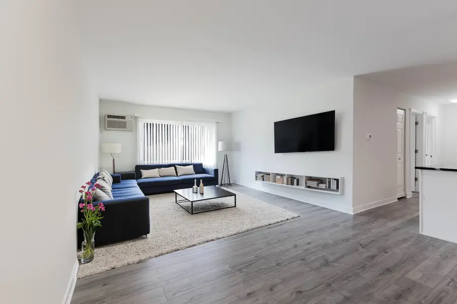 8431 W 99th Terrace #35-205, Palos Hills, IL 60465 - #2