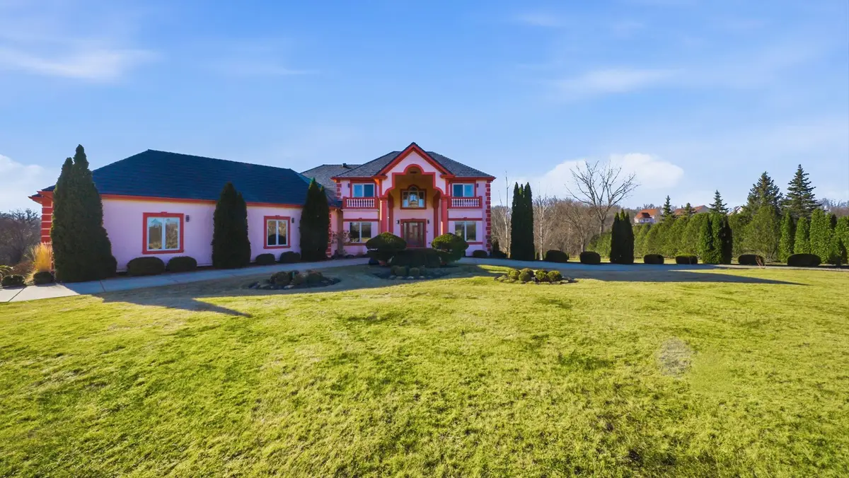 9 Falcon Lakes Drive, South Barrington, IL 60010 - #1