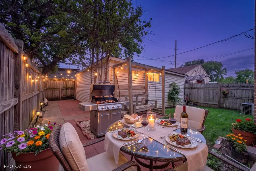 345 W Swann Street, Chicago, IL 60609 - #2