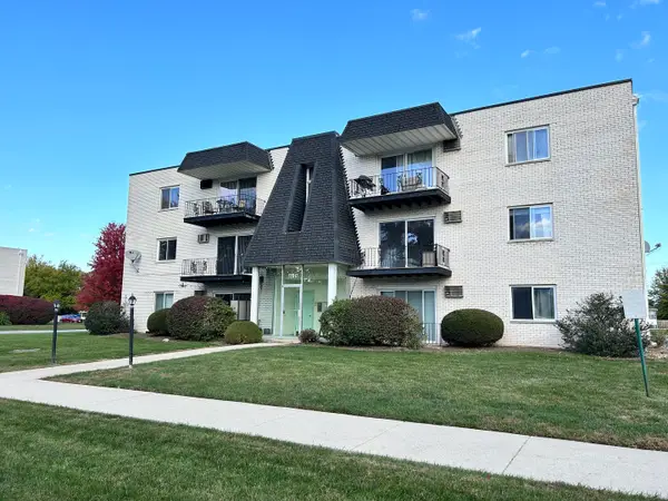 12817 Carriage Lane #1, Crestwood, IL 60418