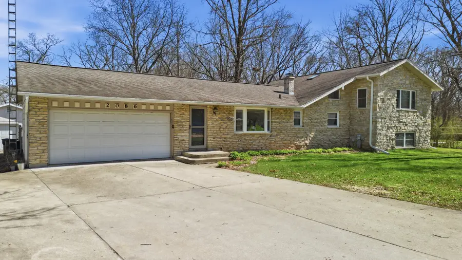 2086 Grand Detour Road, Dixon, IL 61021 - #2