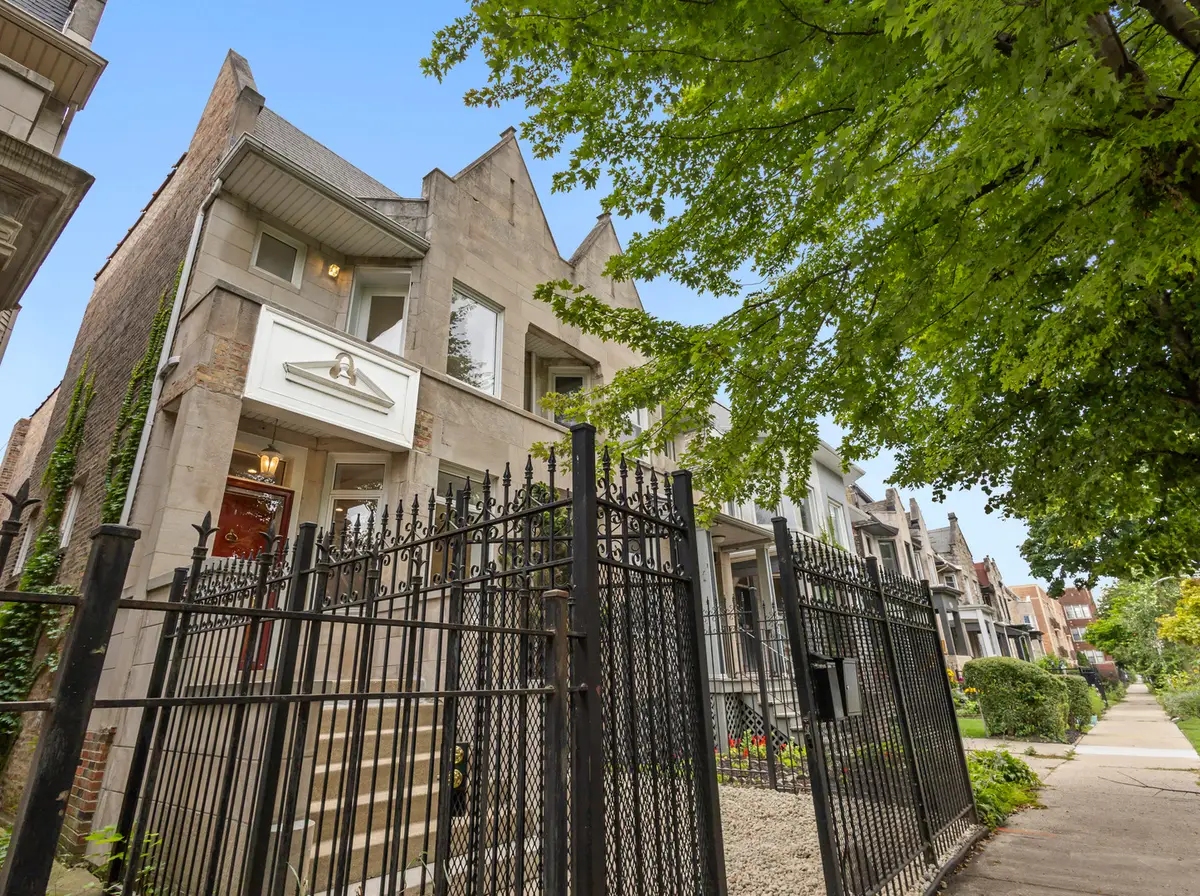 6505 S Woodlawn Avenue, Chicago, IL 60637 - #1