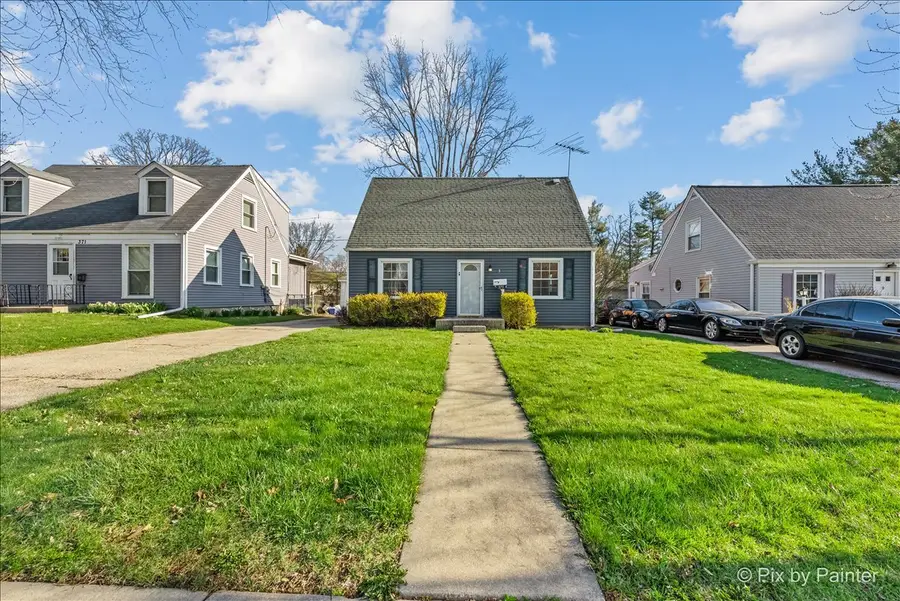 375 S Edison Avenue, Elgin, IL 60123 - #3