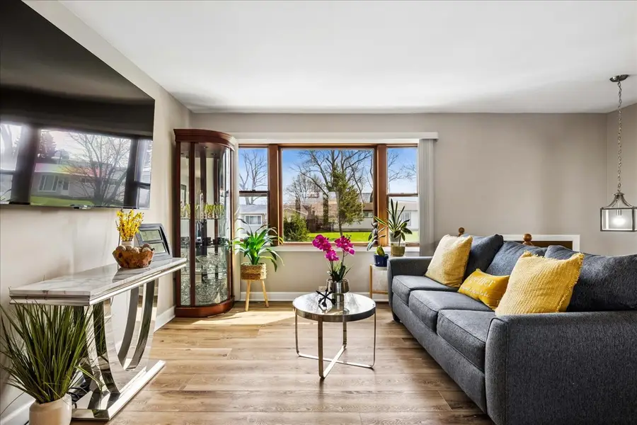 18508 W Woodland Terrace, Gurnee, IL 60031 - #2