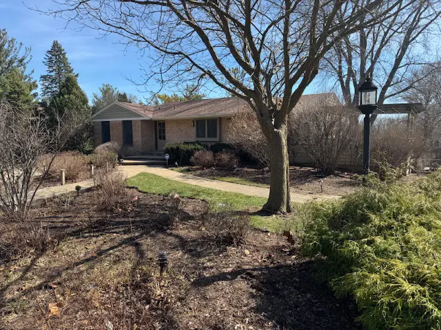 635 Signal Hill Road, North Barrington, IL 60010 - #1