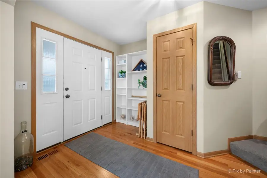 1368 Chestnut Lane, Yorkville, IL 60560 - #2