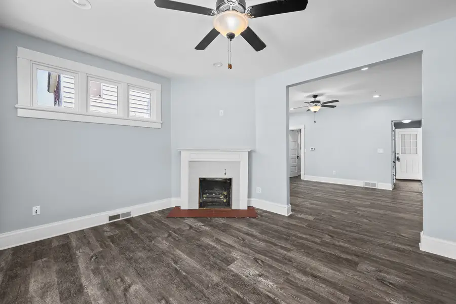 2428 18th Avenue, Rock Island, IL 61201 - #2