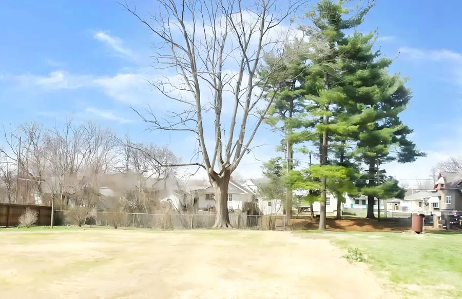 512 N Beard Street, Danville, IL 61832 - #2