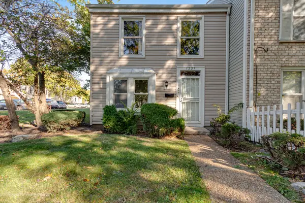 1201 Williamsburg Road, Country Club Hills, IL 60478