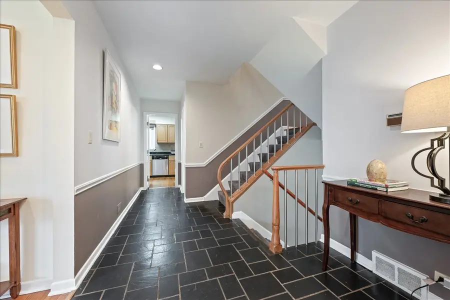 9242 Ridgeway Avenue, Evanston, IL 60203 - #3