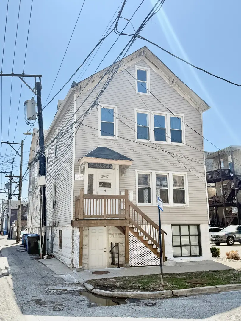 2947 W Cortland Street, Chicago, IL 60647 - #1