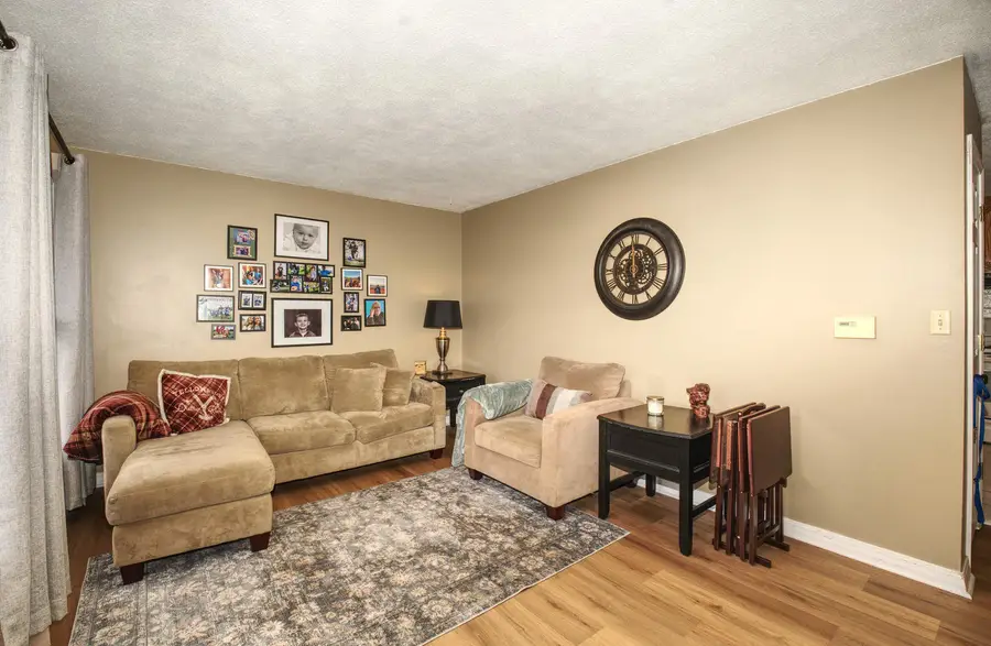 1709 Middle Road, Camanche, IA 52730 - #3