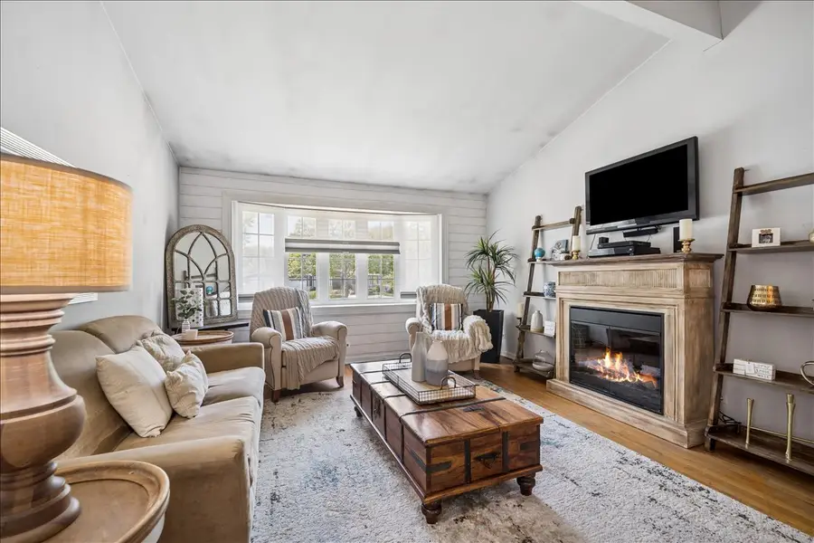 1739 N Windsor Drive, Arlington Heights, IL 60004 - #2