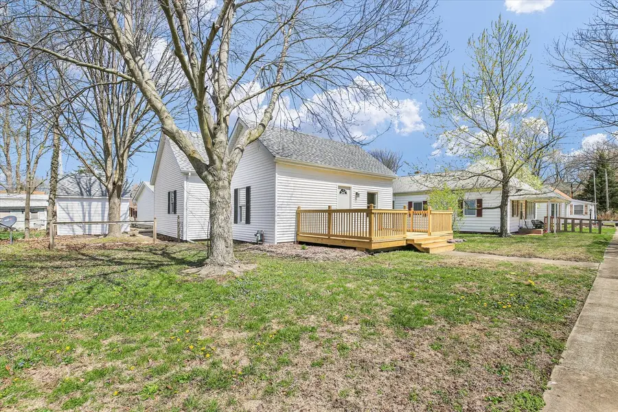 305 E Main Street, Ogden, IL 61859 - #2