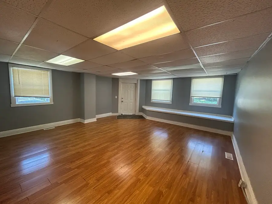 2047 W 6th Street, Davenport, IA 52802 - #3