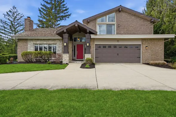 75 Regent Drive, Oak Brook, IL 60523