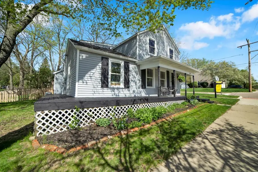 26 E Van Buren Street, Oswego, IL 60543 - #2