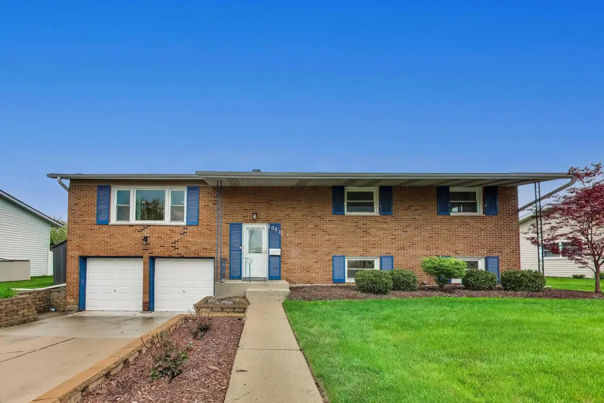 1061 E Sayles Drive, Palatine, IL 60074 - #1