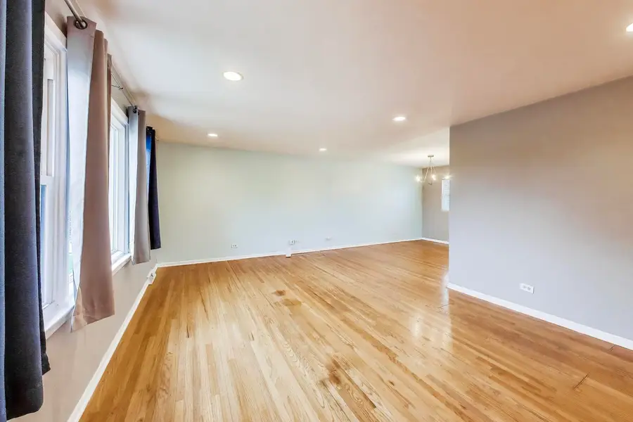 1061 E Sayles Drive, Palatine, IL 60074 - #2